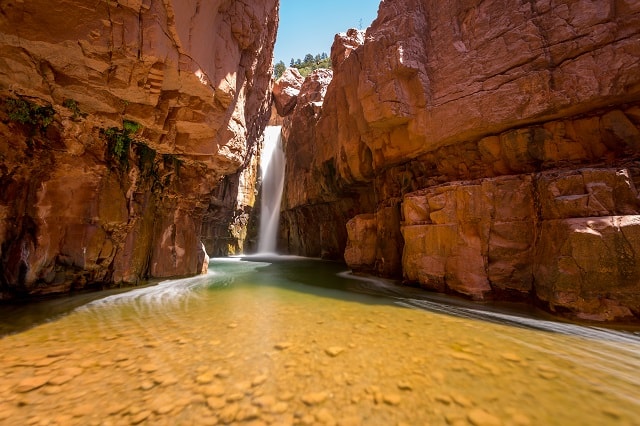 hikes in arizona with waterfalls