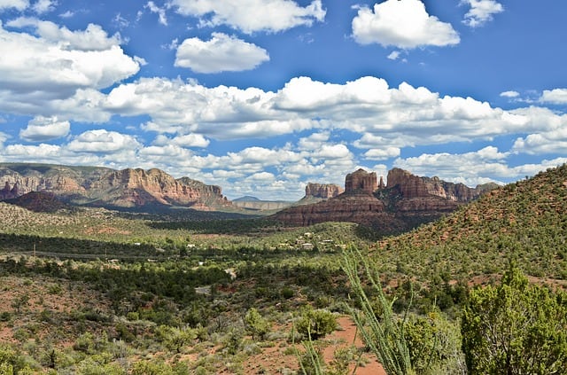 best hiking trails in sedona