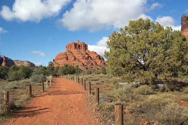 hikes in sedona arizona