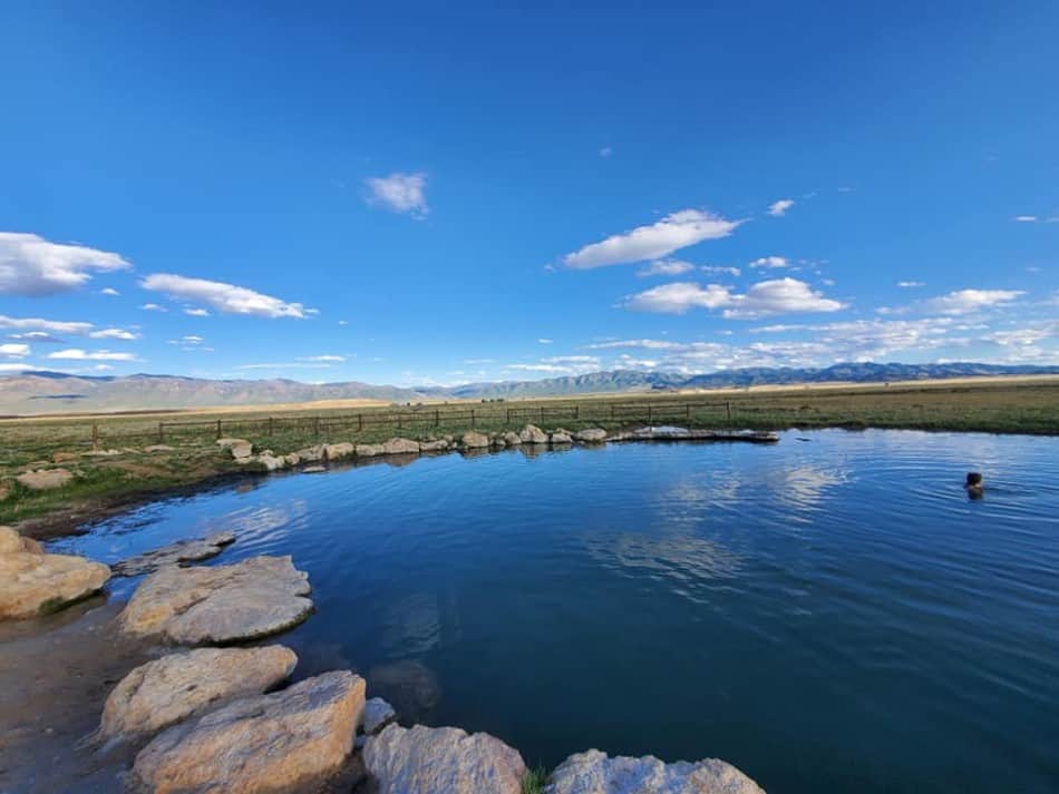 natural hot springs in utah