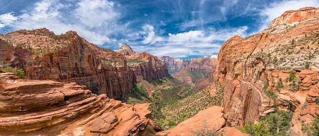 easy hikes zion national park