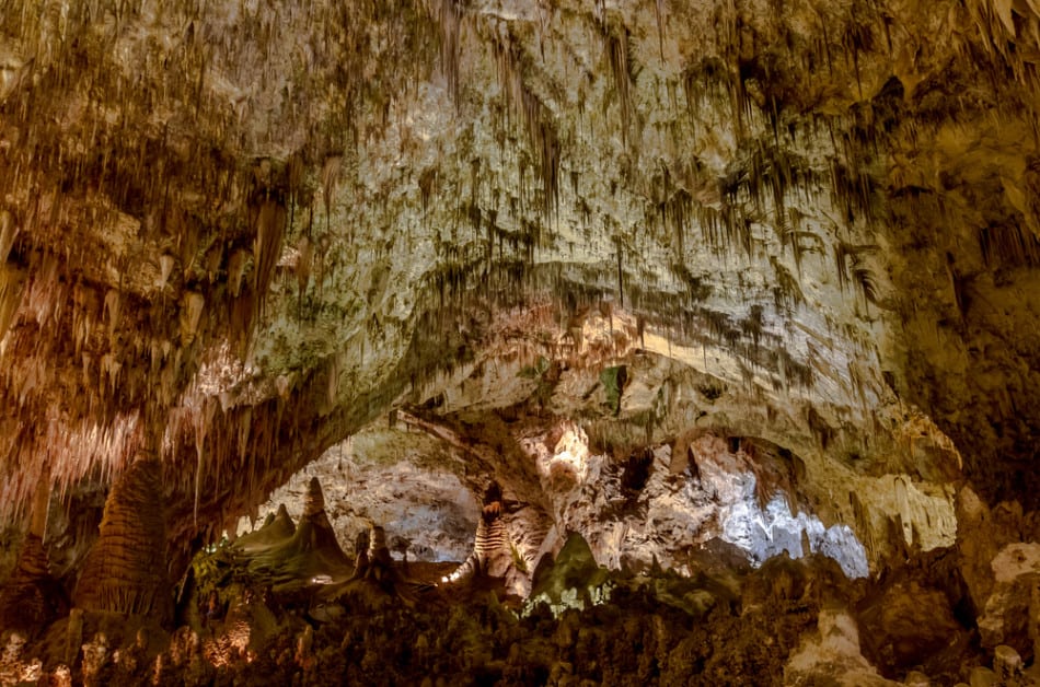 carlsbad caves in new mexico