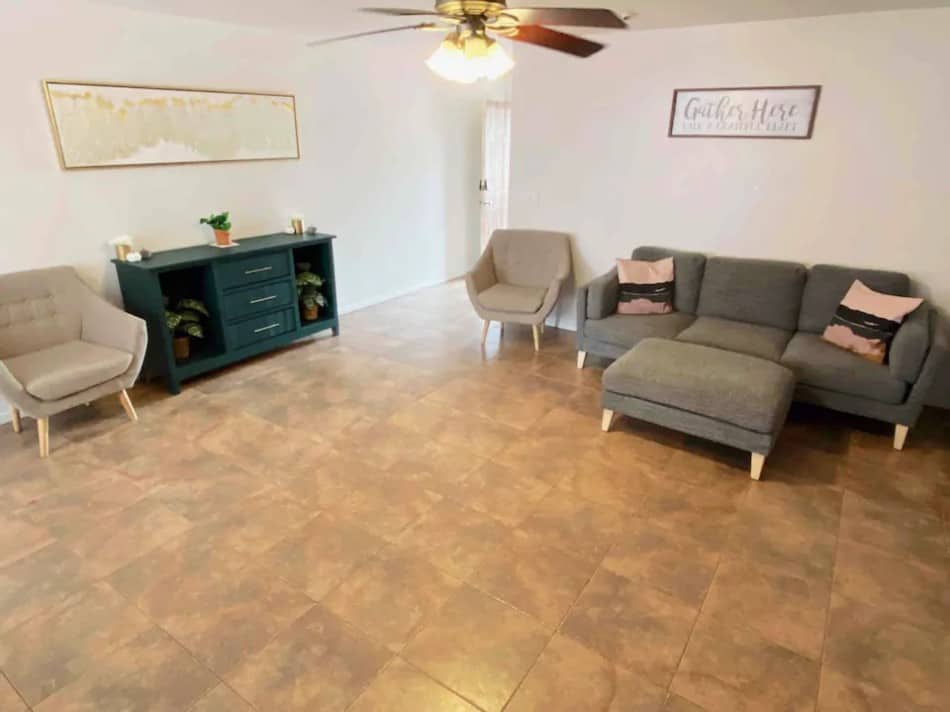 15 Vacation Rentals, VRBOs And Best Airbnbs In Glendale, AZ 2024 ...