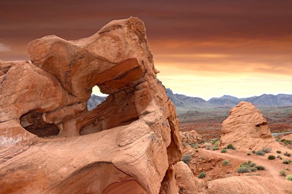 hiking in las vegas