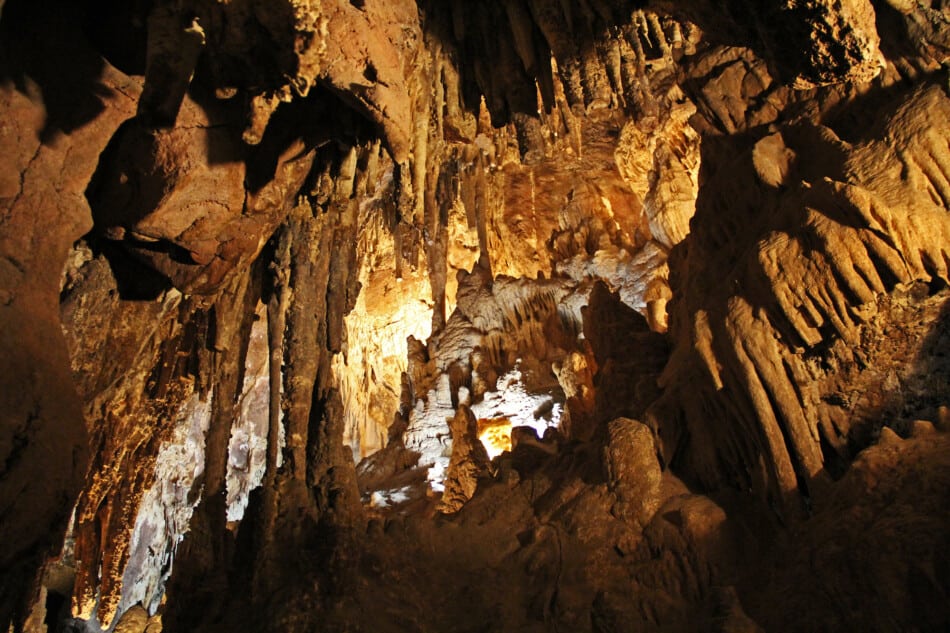 Caves and Caverns in Arizona